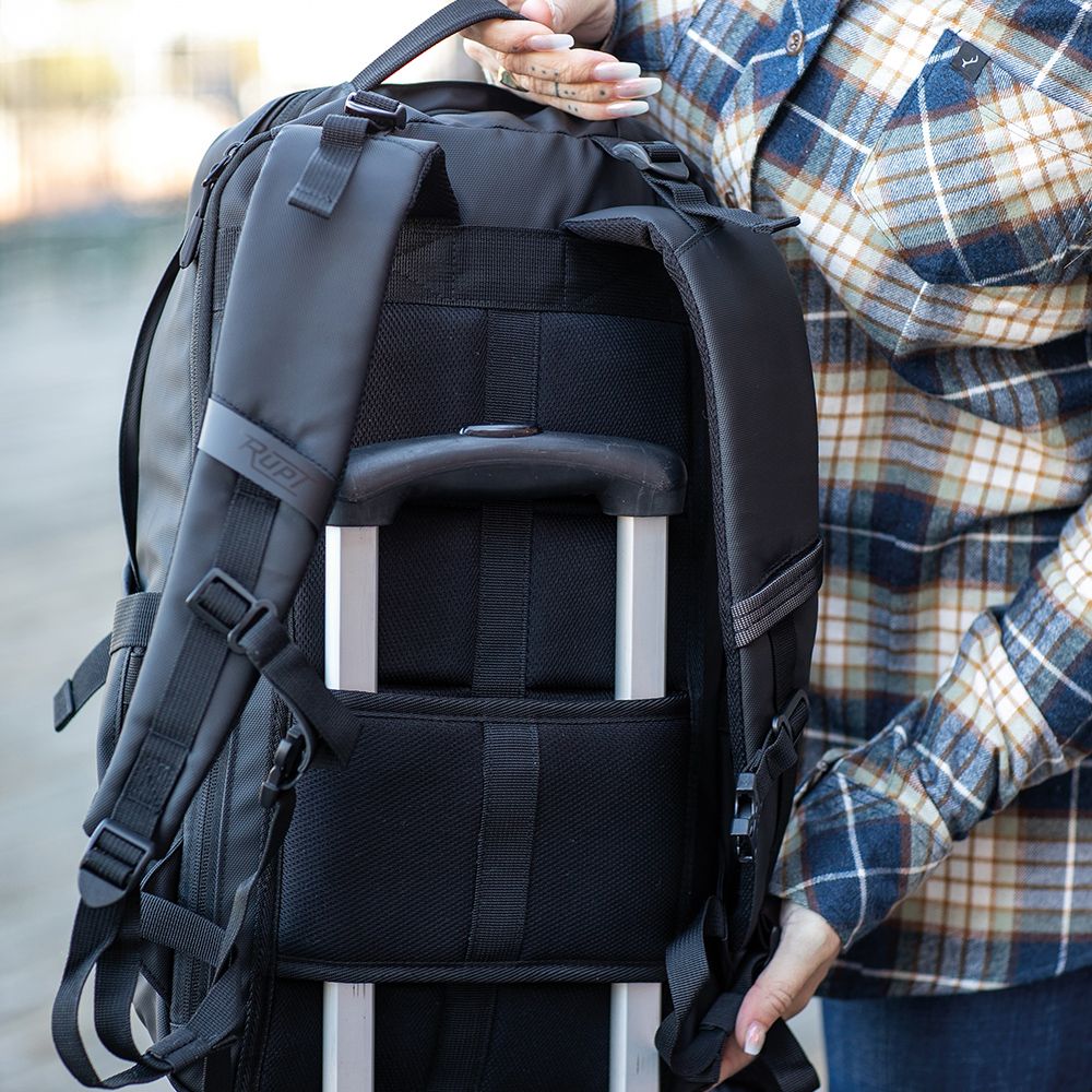 Picture of Rivin Backpack 18L rPET. Relective pocket. Fits 17" laptop