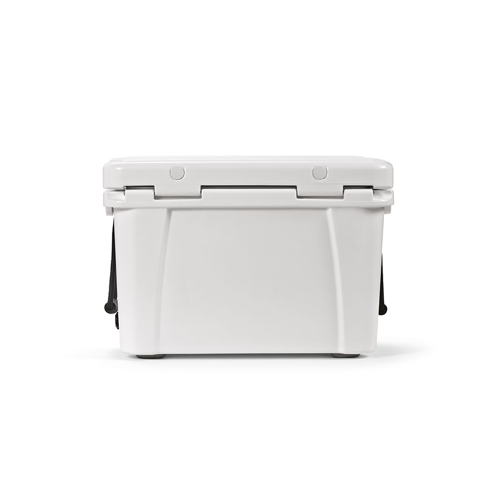 Picture of San Francisco Cooler 35L rPE with customisable metal plate.