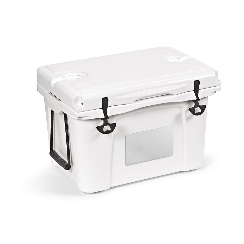 Picture of San Francisco Cooler 35L rPE with customisable metal plate.