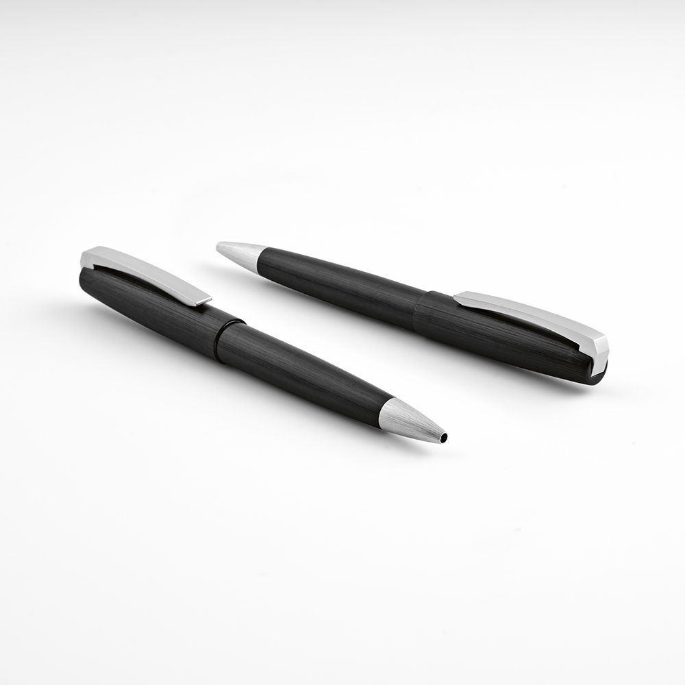 Picture of Hemingway Ballpoint Pen rAluminium. Black 2km Dokumental® ink