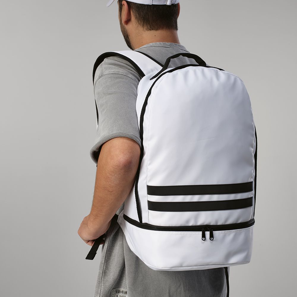 Picture of Buenos Aires Backpack 25L rPET. Reflective front strips