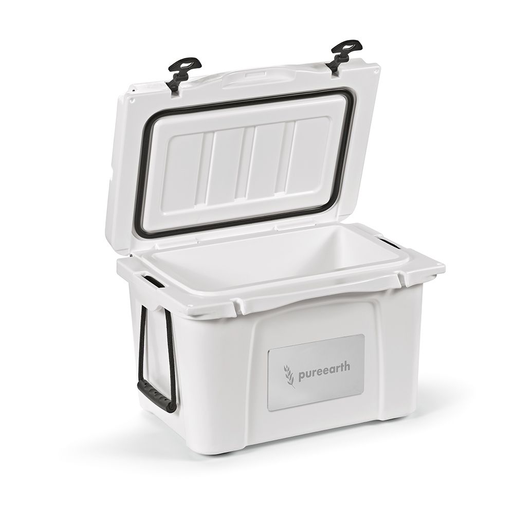 Picture of San Francisco Cooler 35L rPE with customisable metal plate.