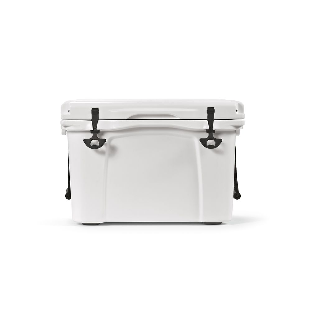 Picture of San Francisco Cooler 35L rPE with customisable metal plate.