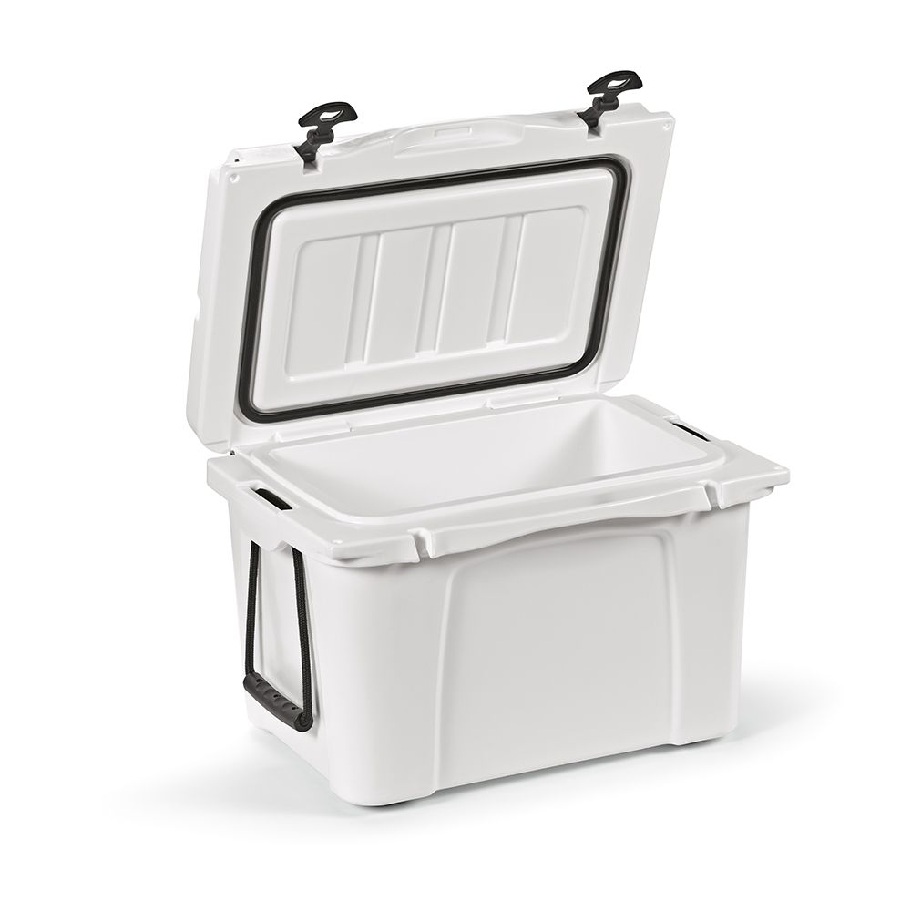 Picture of San Francisco Cooler 35L rPE with customisable metal plate.