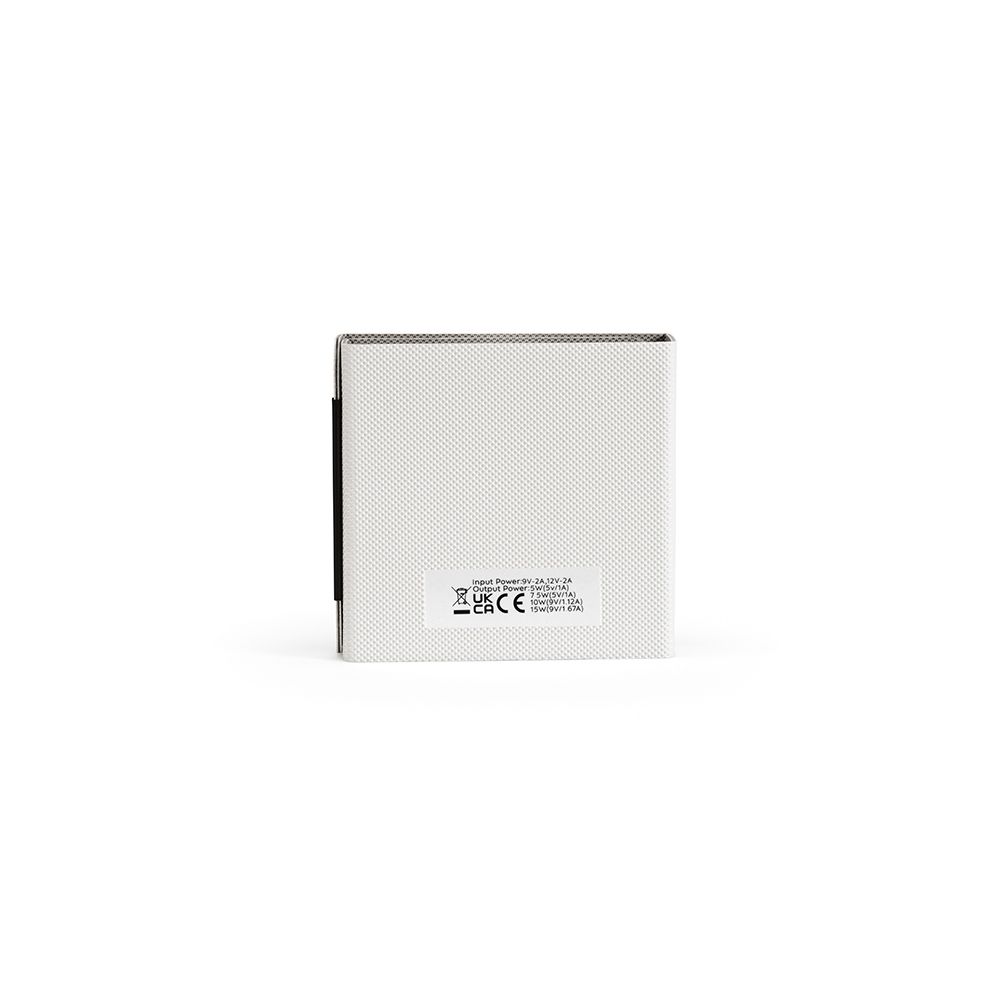 Picture of  Linnaeus 3-in-1 Wireless Charger rPU 15W. USB-C Port