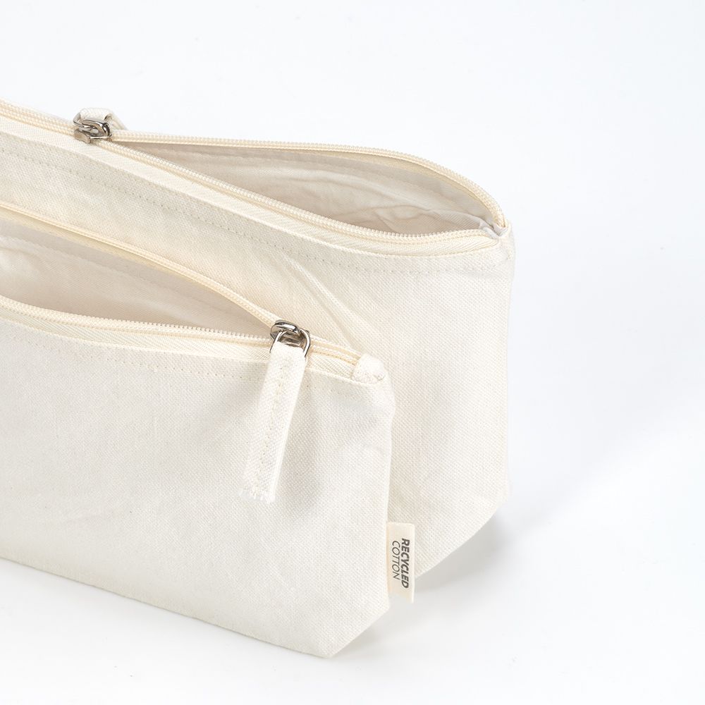 Picture of Cairo S. Toiletry Bag 1.1L 320 gsm rCotton with zipper