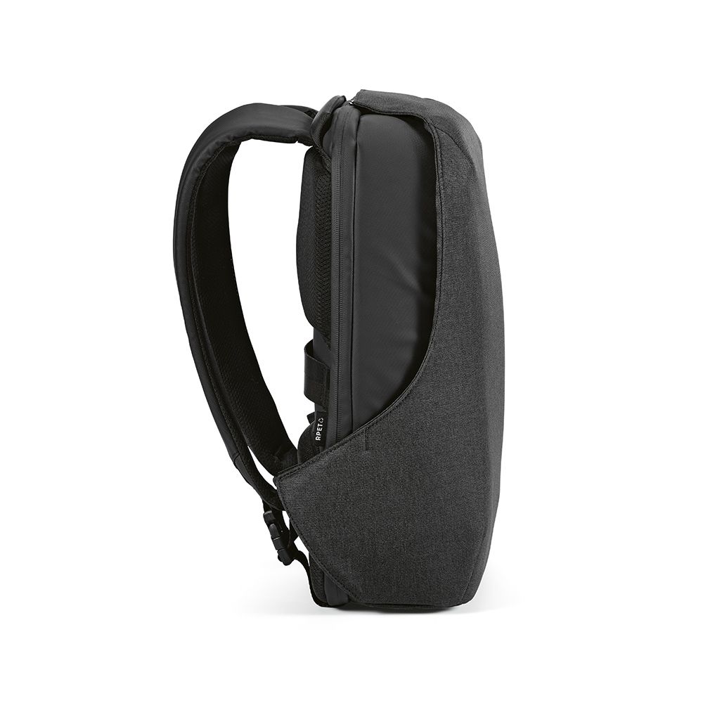 Picture of Abrantes Backpack 20L rPET. TSA lock and anticut fabric