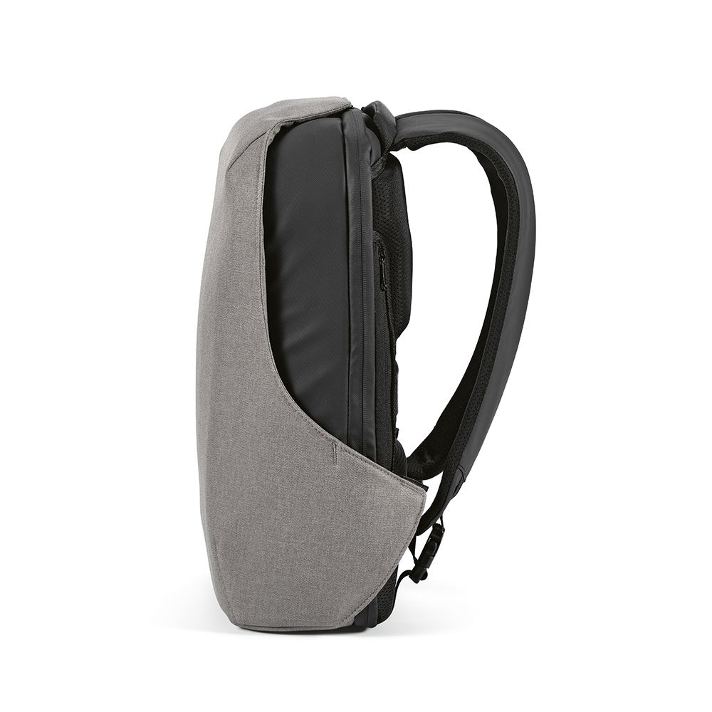 Picture of Abrantes Backpack 20L rPET. TSA lock and anticut fabric