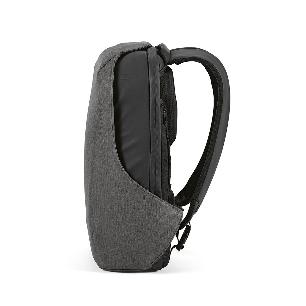 Picture of Abrantes Backpack 20L rPET. TSA lock and anticut fabric