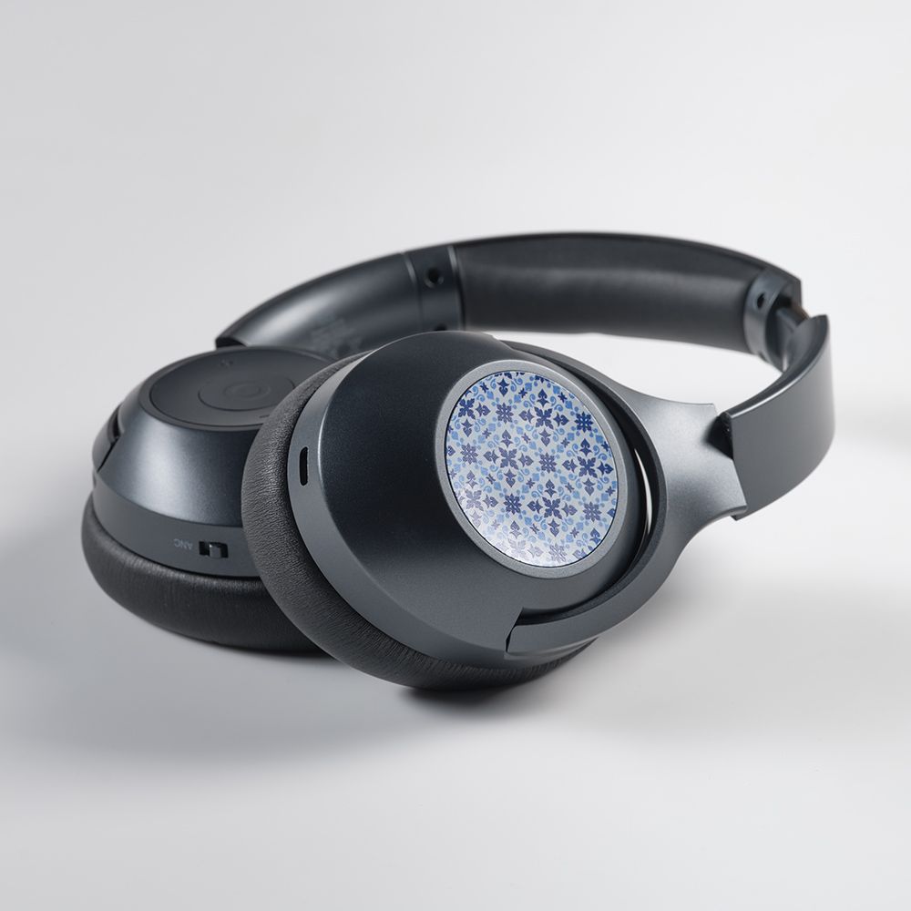 Picture of Ultraz Headphones rABS 600mAh. ANC and 35h playtime