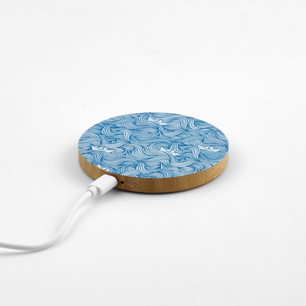 Picture of Kepler Wireless Charger Bamboo 15W. USB-C Port